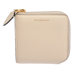 Burberry Beige Leather Meldon Half Zip Square Wallet