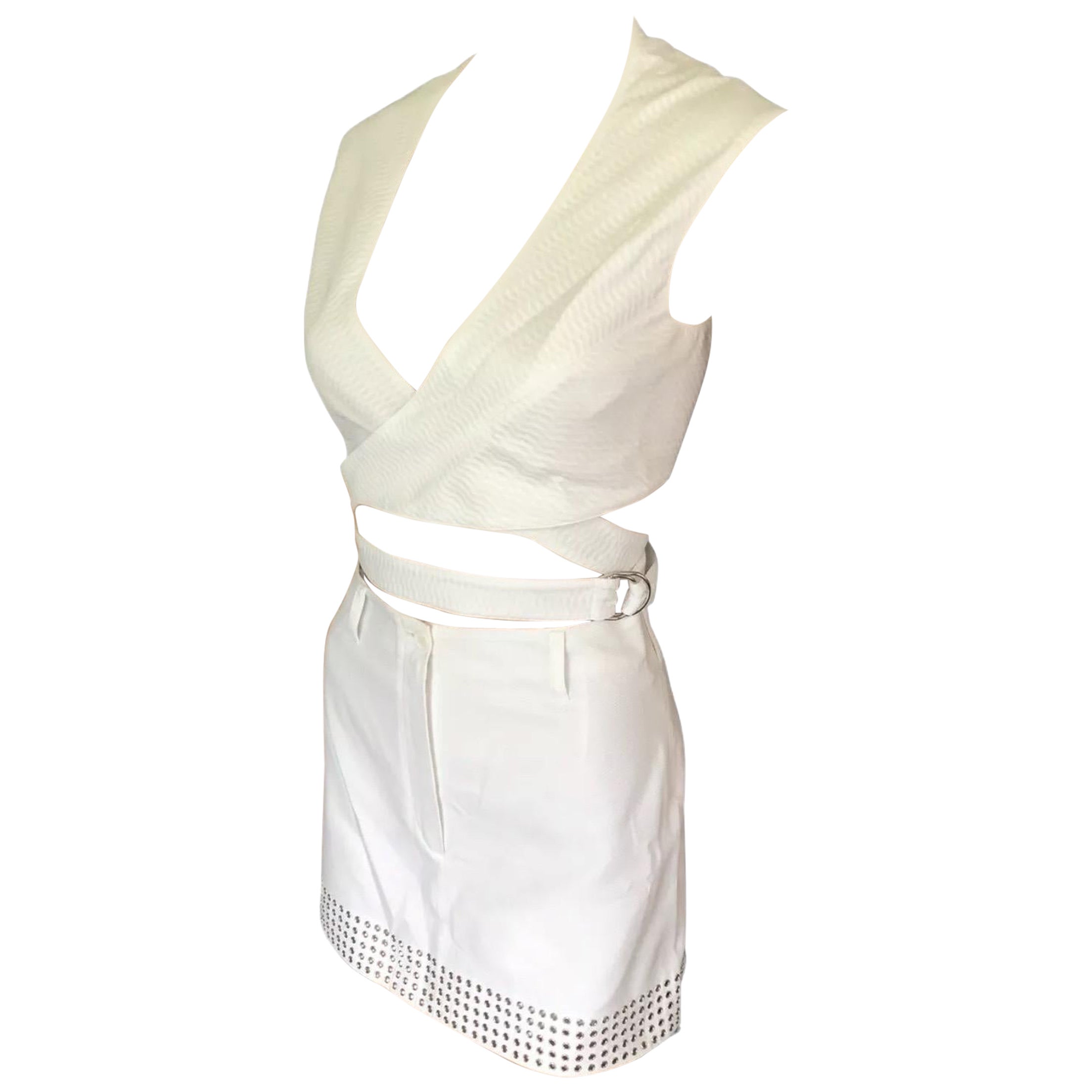 New Azzedine Alaia Embellished White Mini Skort Shorts and Bra Top 2 Piece Set For Sale