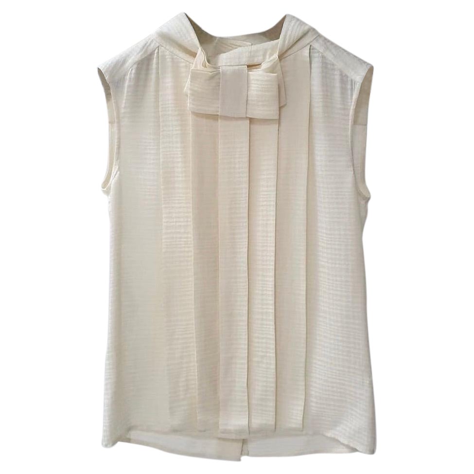 Chanel Ivory Sleeveless Pleated Silk Globe buttons Top