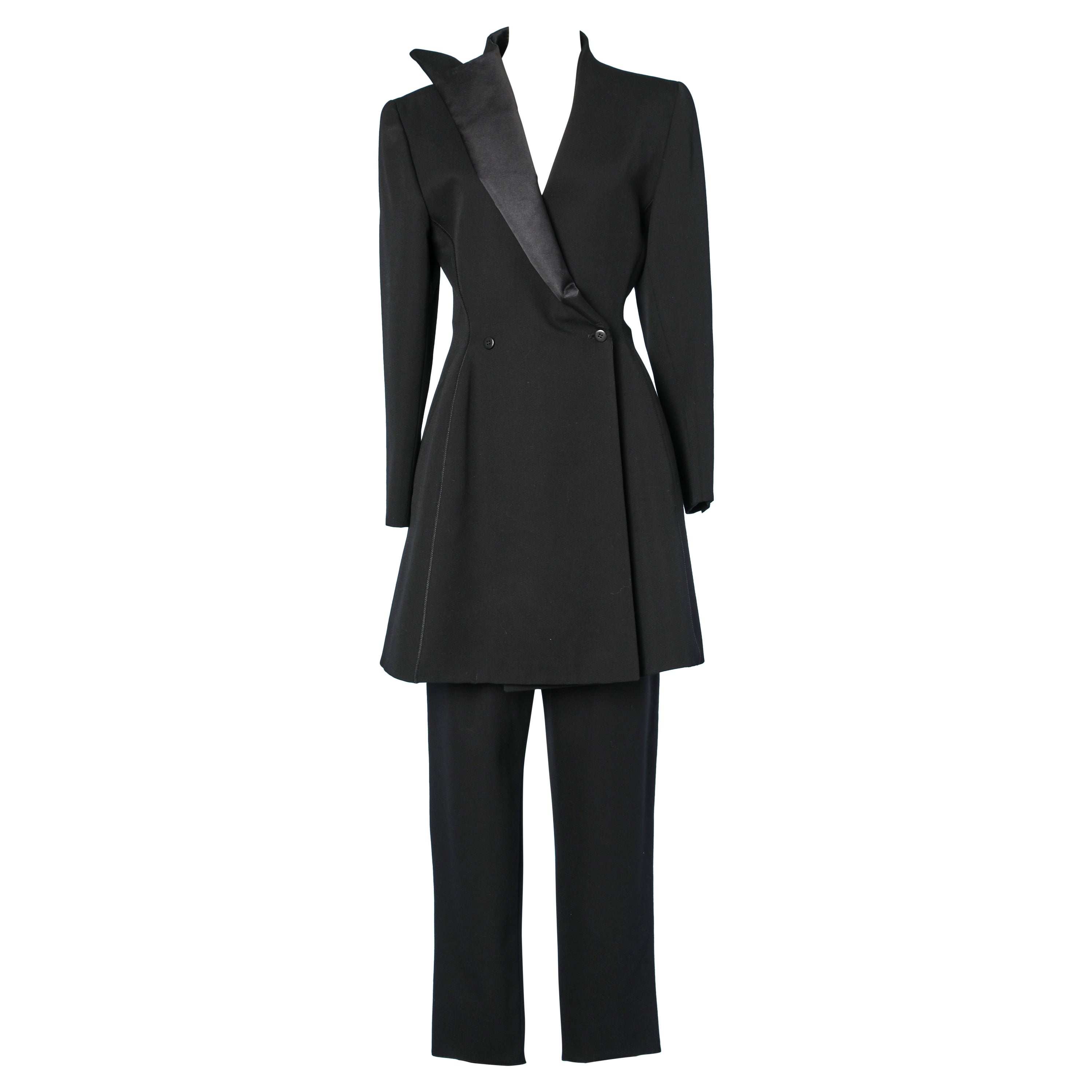 Black trouser pant suit in dry wool and graphic collar Claude Montana