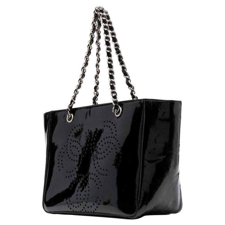 2000 Chanel Black Patent Leather Shoulder Tote Bag For Sale