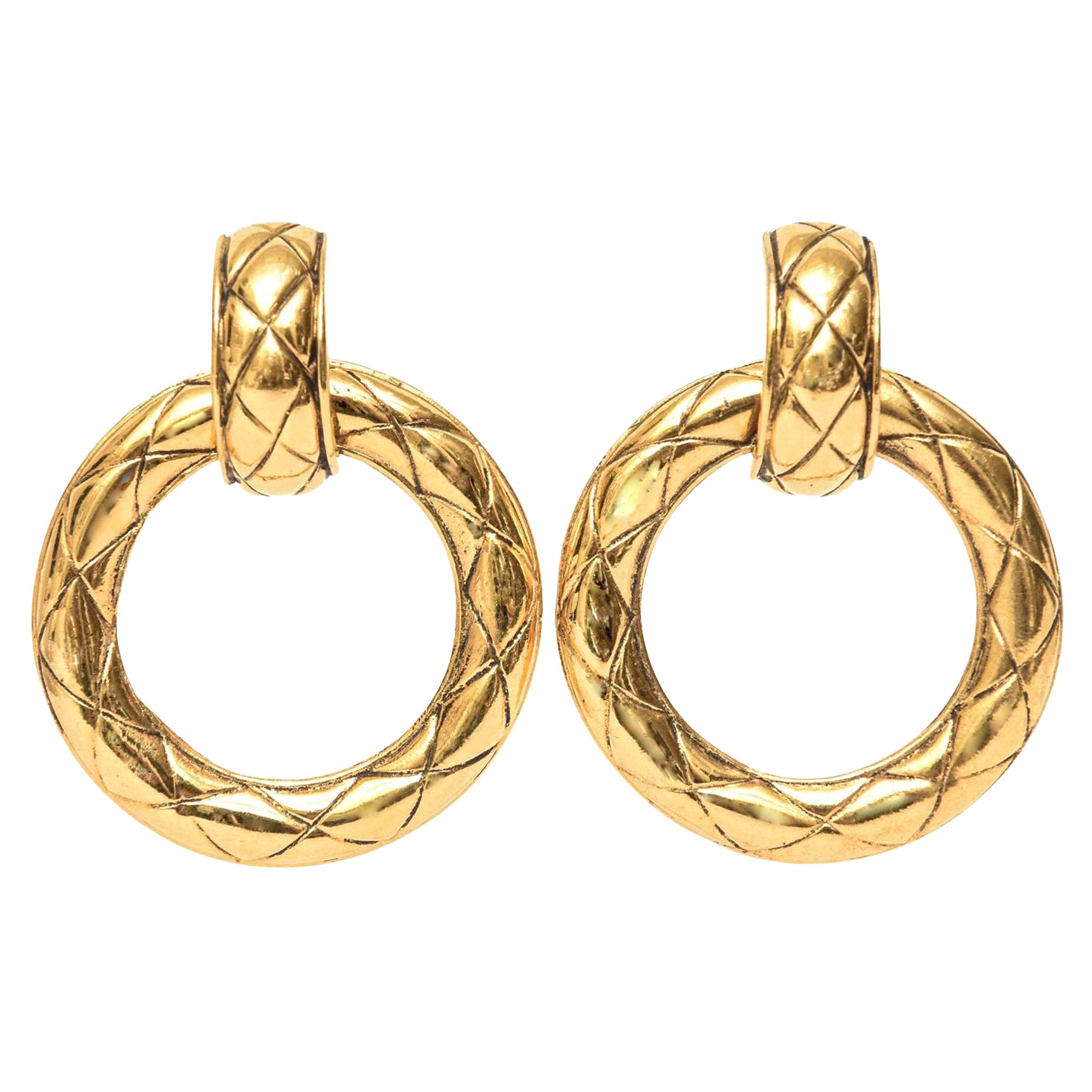Chanel Quilted Gold Plated Door Knocker Clip On Earrings 80's For Sale