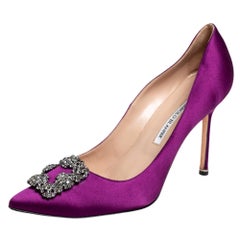 Manolo Blahnik Purple Satin Hangisi Crystal Embellished Pumps Size 42