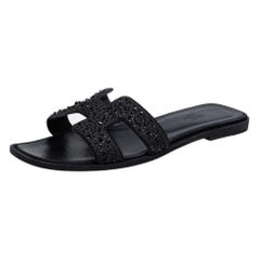 Hermes Sandales Oran en daim embelli de cristal noir Taille 39.5