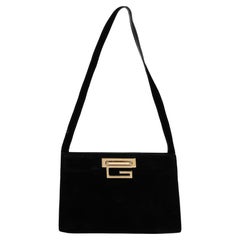 1990 Gucci Schwarze Vintage Umhängetasche aus Wildleder mit Rahmen