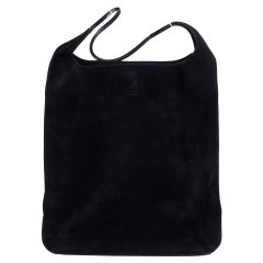 1990 Gucci Schwarze Vintage-Umhängetasche aus Wildleder