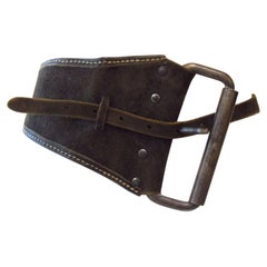 Maison Martin Margiela Ceinture asymétrique en cuir de selle asymétrique