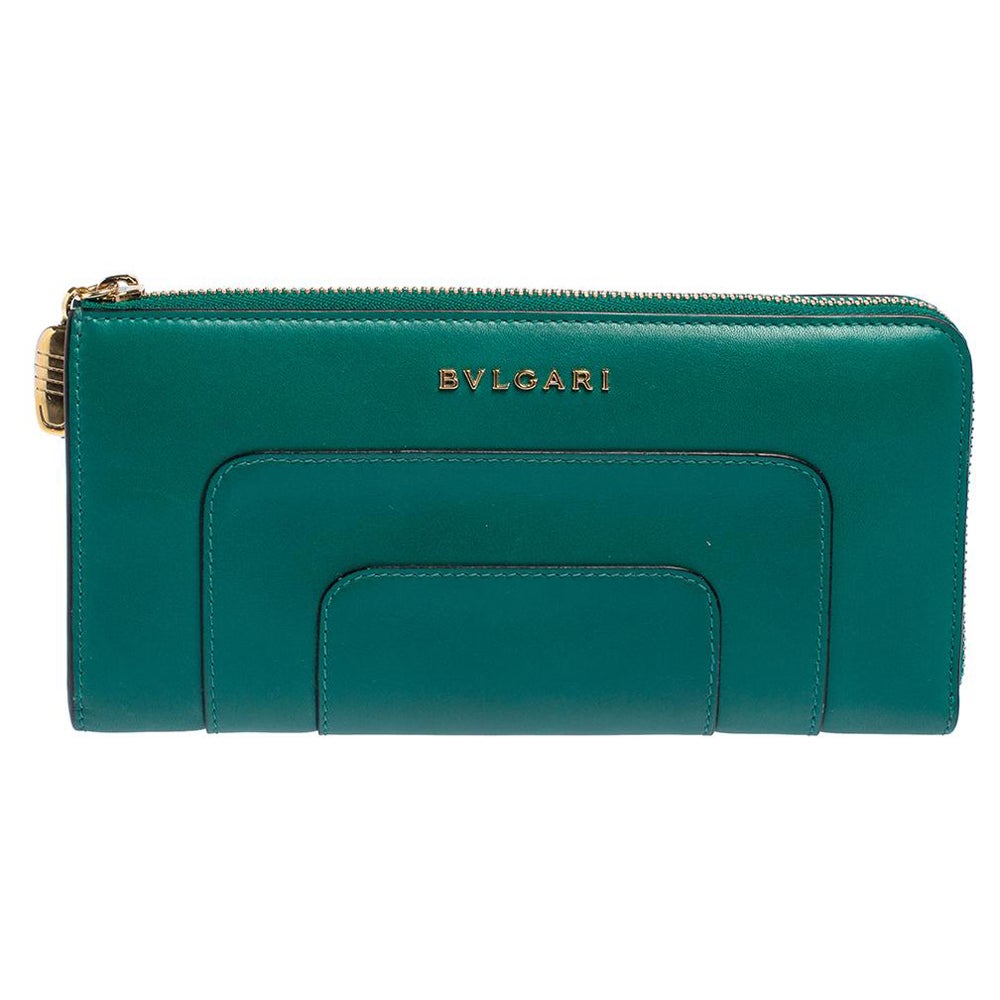 Bvlgari Green Leather Serpenti Forever Wallet