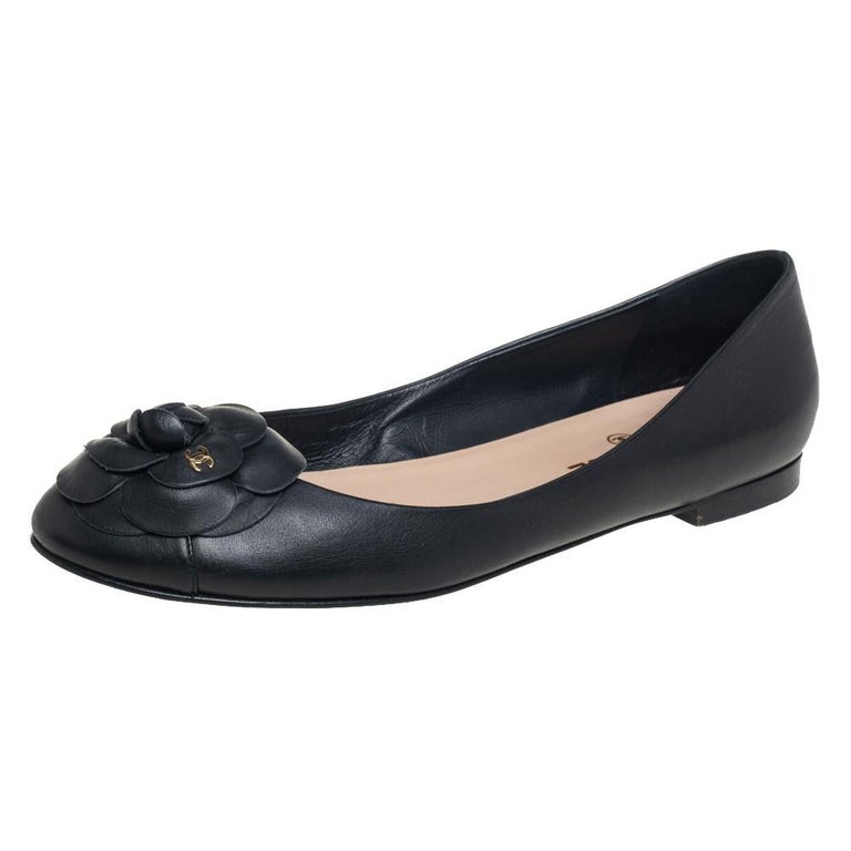 Chanel Black Leather Camellia Ballet Flats Size 40 at 1stDibs