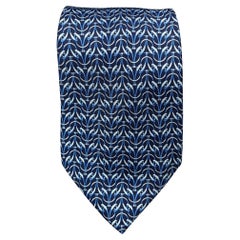 HERMES 7759 FA Navy & Cravate en soie imprimée en bleu