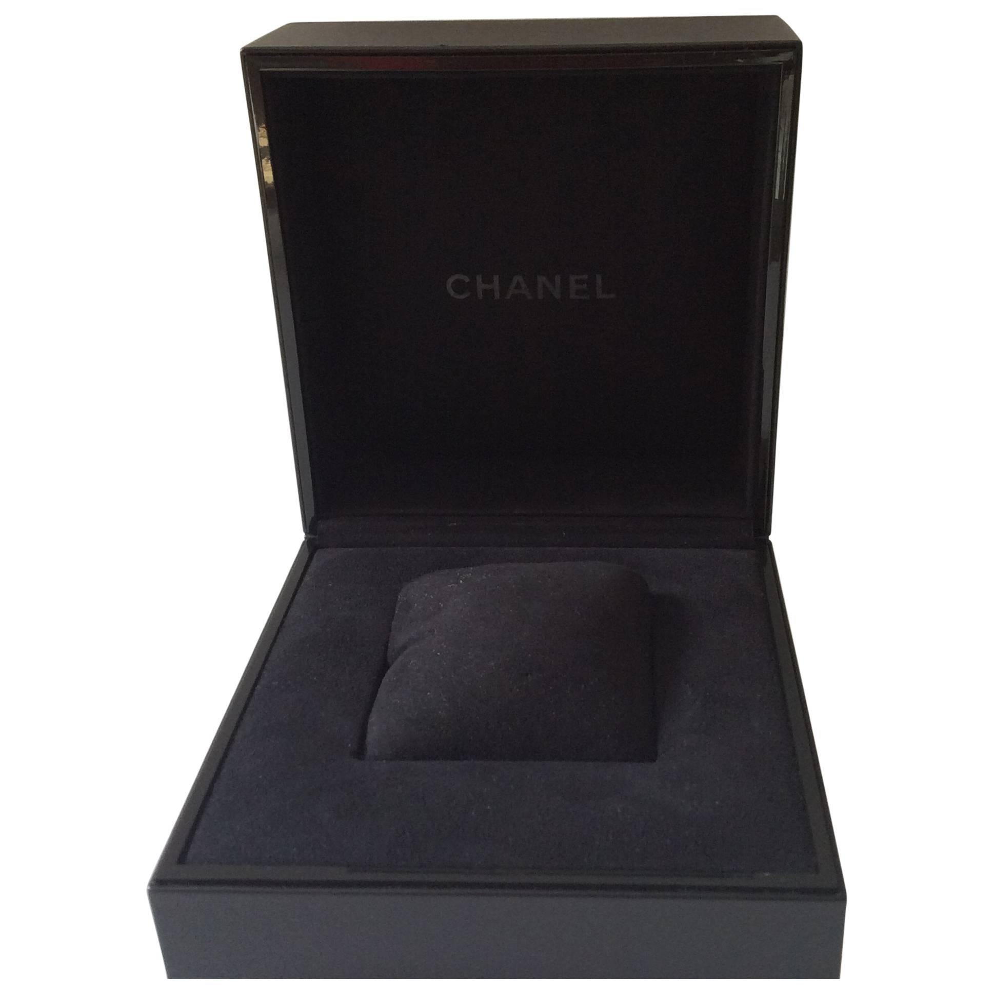 Chanel Fine Jewelry Box - Leather - Rare For Sale