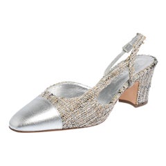 Chanel Silver Leather And Tweed Fabric CC Block Heel Slingback Sandals Taille 39.5