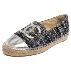 Chanel Grey Leather And Tweed CC Cap Toe Espadrille Flats Size 37