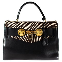 Borsa Gianni Versace anni '90 in pelo di pony zebrato stile "Diana".