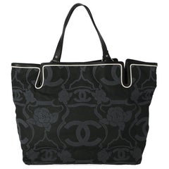 Chanel Women Shoulder bags Black Fabric