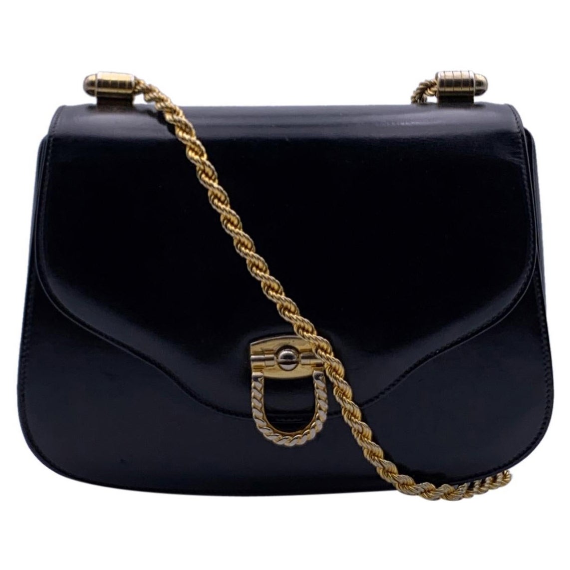Gucci Vintage Black Leather Boxed Flap Shoulder Bag with Chain Strap For Sale at 1stDibs