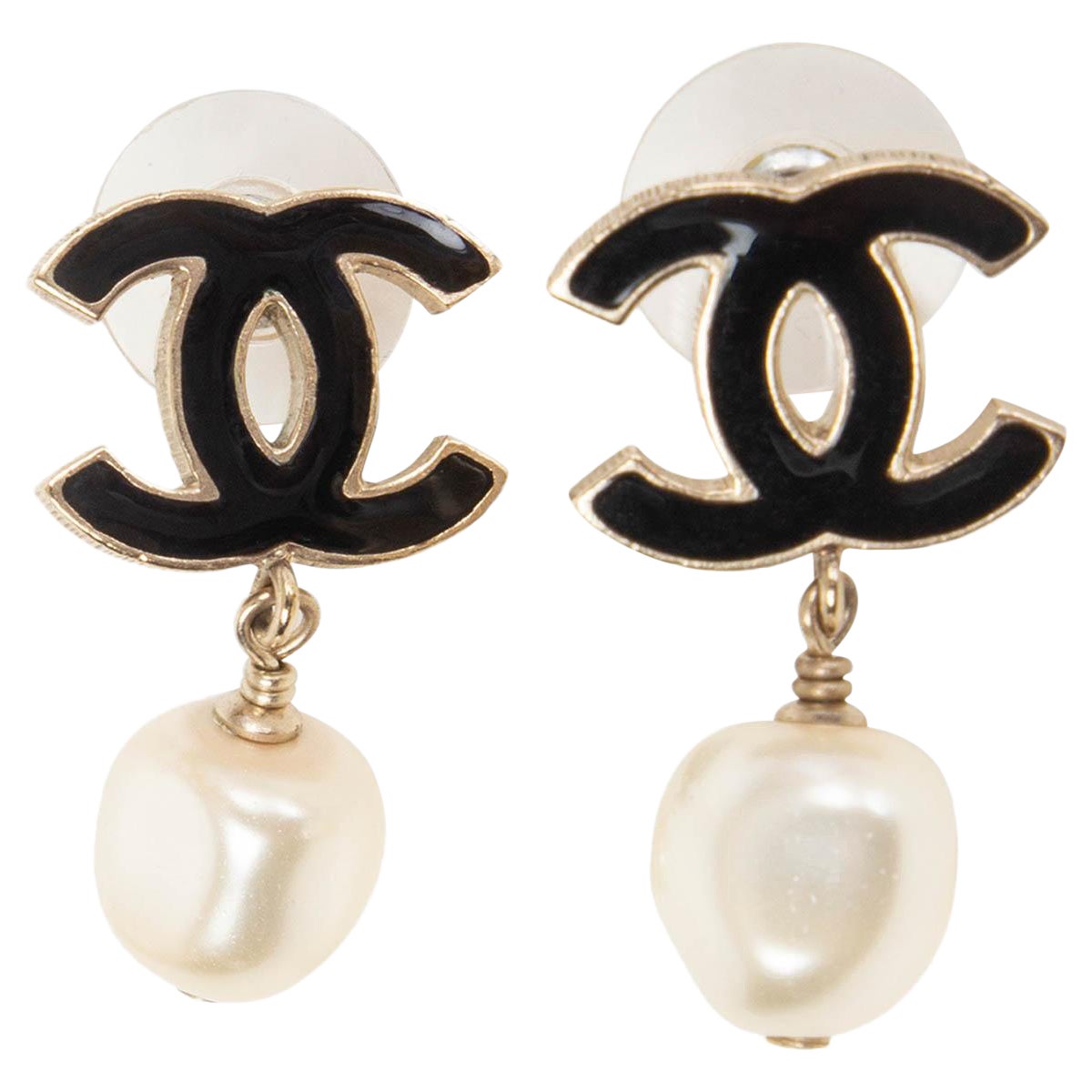 Cập nhật với hơn 69 về chanel earrings black and silver mới nhất   cdgdbentreeduvn