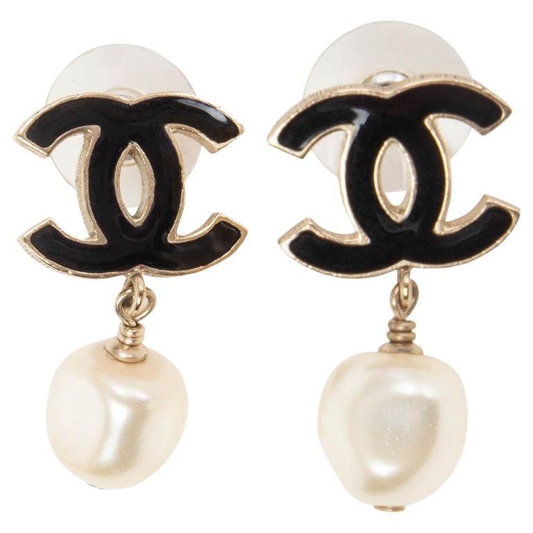 chanel black pearl drop earrings silver