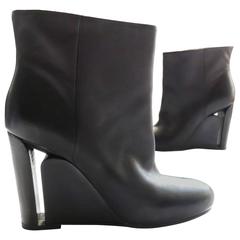 New MAISON MARTIN MARGIELA Black Heel-in-heel leather boots