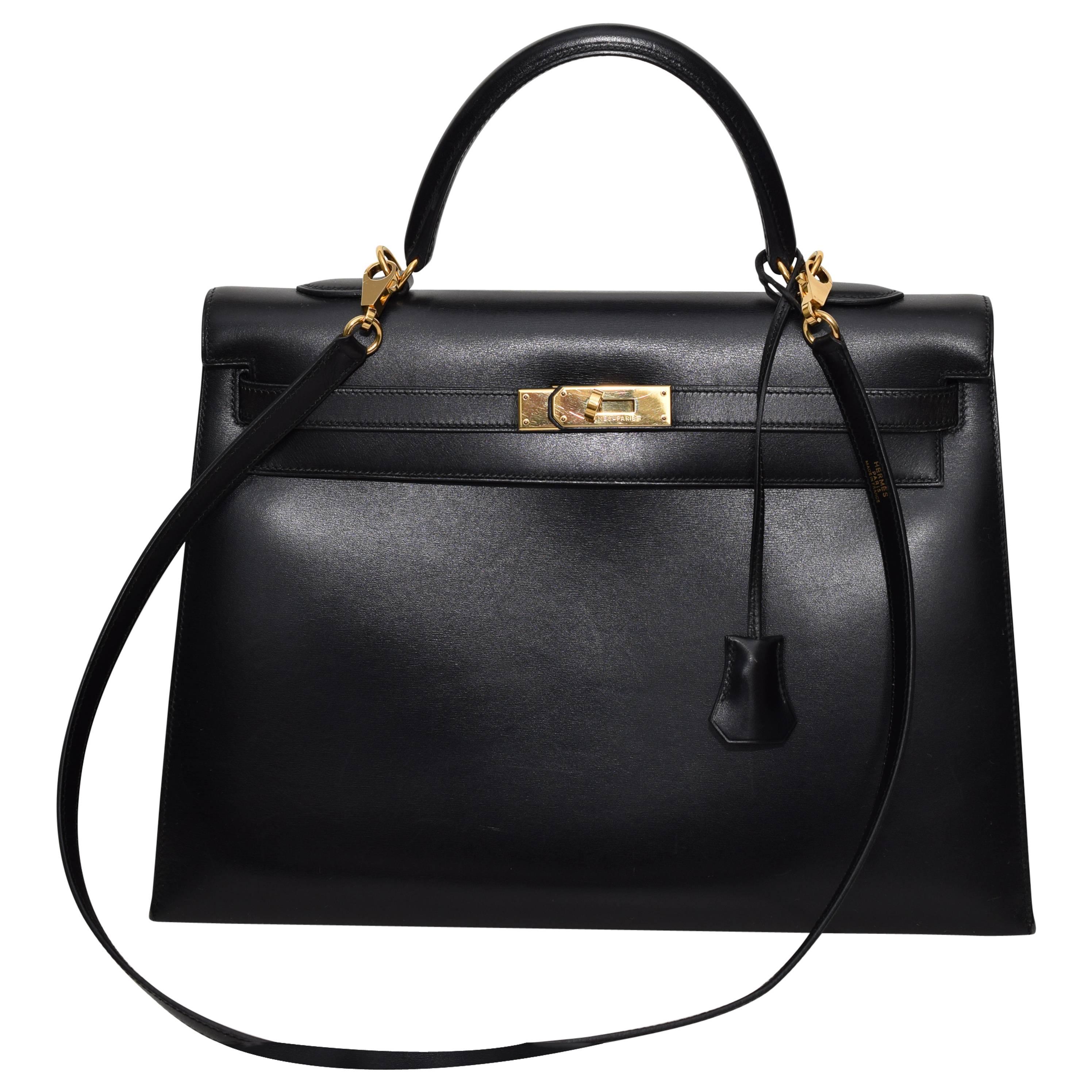 Herrmes Black Kelly 35cm in box leather with gold hardware.