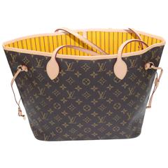 Louis Vuitton Neverfull MM in Monogram w/Mimosa lining 