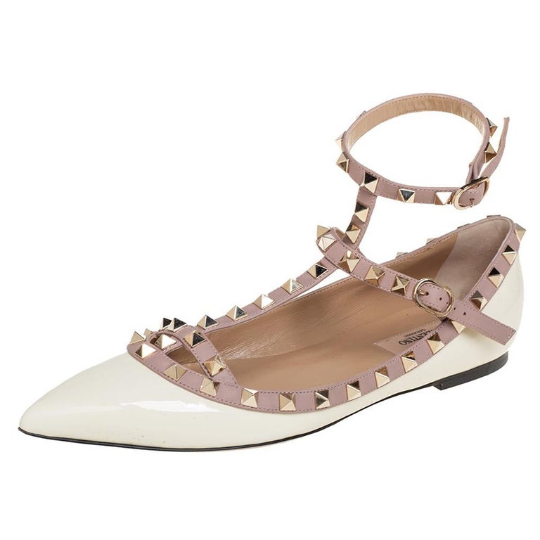 Valentino Cream/Beige Patent Leather Rockstud Ankle Strap Ballet Flats Size  38.5 at 1stDibs