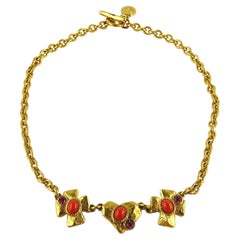 Christian Lacroix Vintage Gold getönte Kette mit Herzkreuz aus Juwelen