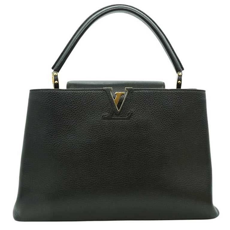 WOMENS DESIGNER  Louis Vuitton Capucines MM Black leather For Sale
