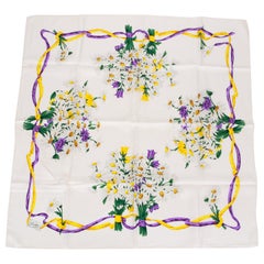 Gucci Vintage White Silk Bouquets Scarf