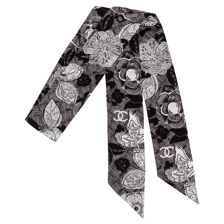 New Chanel Black and White Camellia Twilly Scarf at 1stDibs