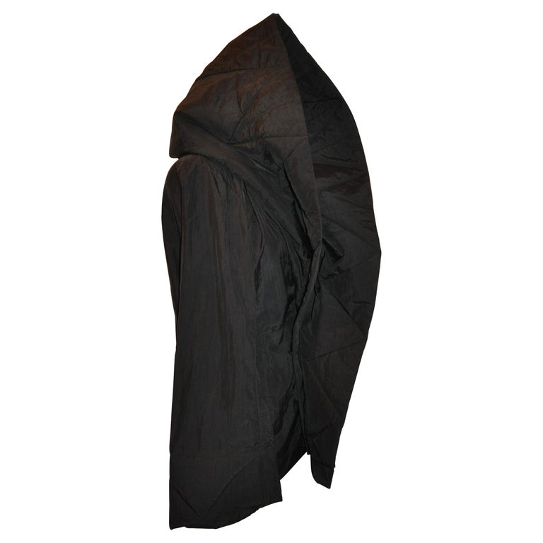 Rare Norma Kamali OMO Vintage 1980s Short Sleeping Bag Puffer Coat