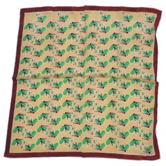 Foulard en soie "Elfe de jardin au jeu" avec bordures en coco-brun