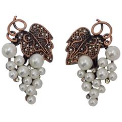 " Grape Vine " Pearl Handmade One of a kind HANAE MORI Couture Earrings 1980's 5