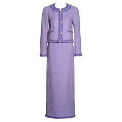 Tailleur veste et jupe longue en tweed lilas Chanel by Karl Lagerfeld, A/H 1998