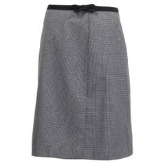 PRADA grey black wool HOUNDSTOOTH PLAID Skirt 40 S
