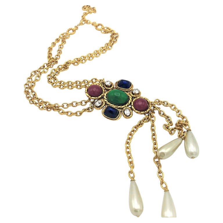 Green Rhinestone Necklace - 45 For Sale on 1stDibs  green rhinestone  jewelry, green jeweled necklace, green rhinestone choker