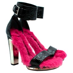 Alexander McQueen Black Embossed Croc Pink Fur Lined Heeled Sandals - US 6.5