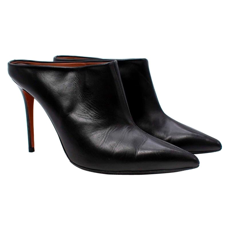 Celine Black Smooth Leather Point Toe Heeled Mules - US 10.5 For Sale