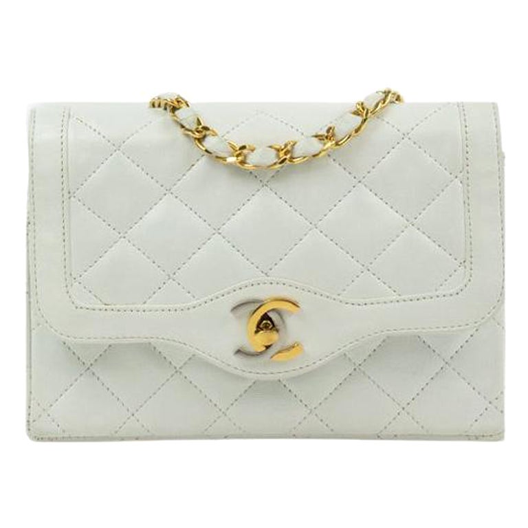 Chanel, Vintage in white leather