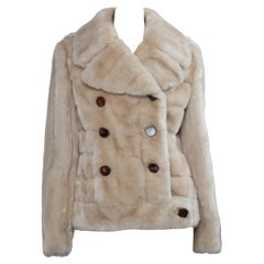 F/W 1996 Gucci by Tom Ford Kate Moss Laufsteg Creme Kunstpelzmantel