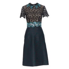 MARY KATRANTZOU Robe de cocktail en jacquard noir cachemire et dentelle verte, Taille FR38