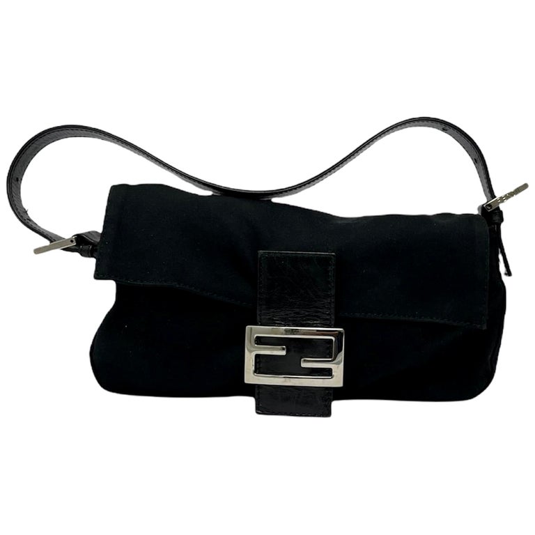 Fendi Black Baguette Bag For Sale at 1stDibs