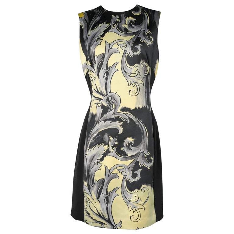 fragment wijsheid Slecht Bi- material printed sleeveless dress Versace Collection For Sale at  1stDibs | material versace, versace material