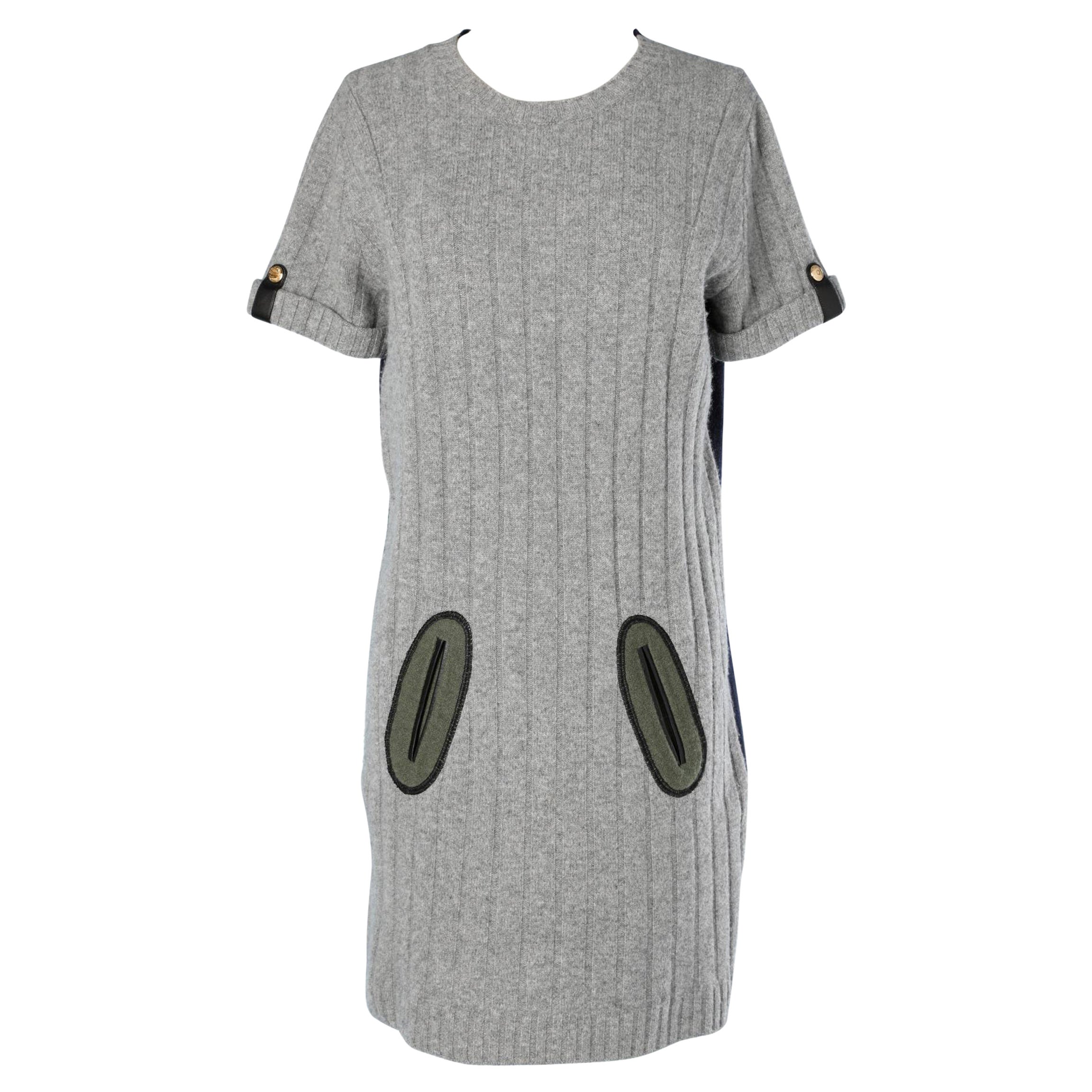 Bicolore grey and navy knit dress with leather details Louis Vuitton  For Sale