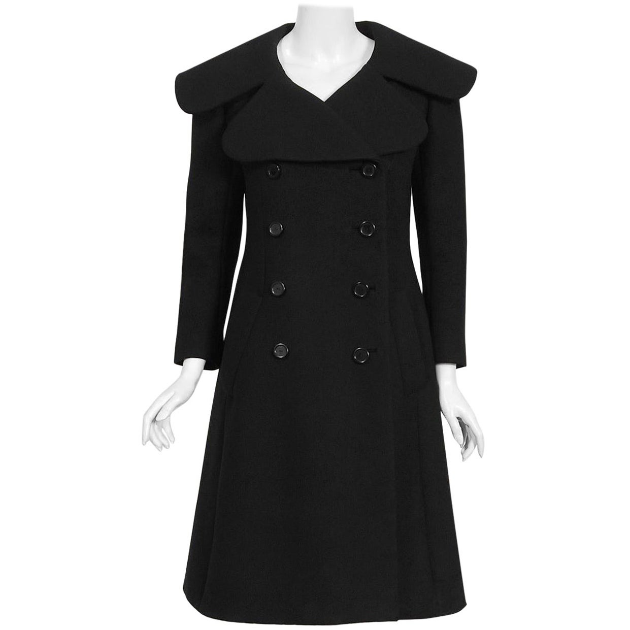Manteau vintage à double boutonnage en laine noire avec col surdimensionné Norman Norell, 1968 en vente