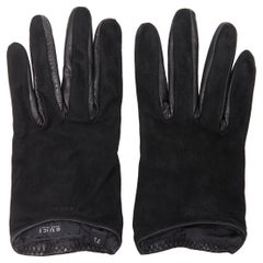 GUCCI schwarze, signierte Reiterhandschuhe aus Wildleder mit Logo, 7,5 M