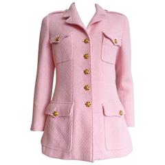 CHANEL BOUTIQUE Rose tweed jacket with Gripoix buttons