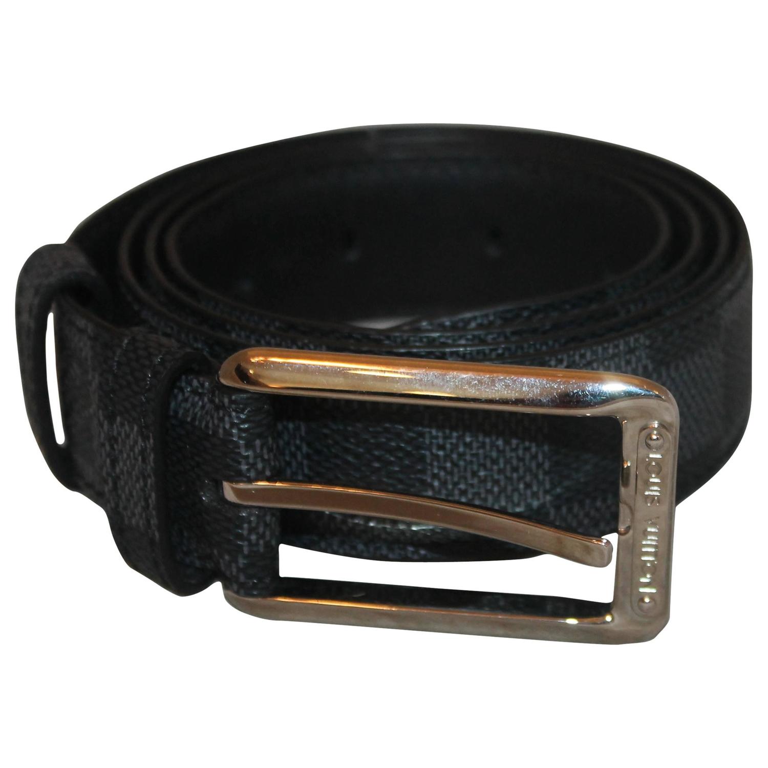 Louis Vuitton Black Leather Damier Graphic Print Belt - 40 For Sale at 1stdibs