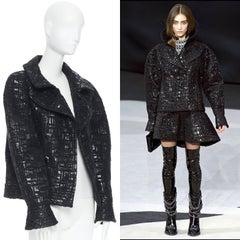 runway CHANEL 13A cyber tweed bomber sleeve double breasted black jacket FR34