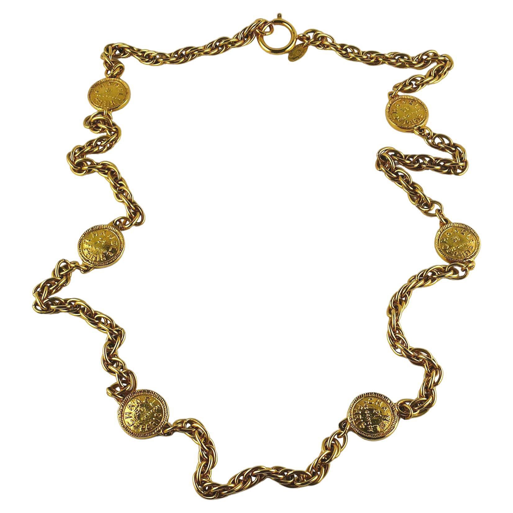 Chanel Vintage Gold Toned 31 Rue Cambon Medallion Chain Necklace